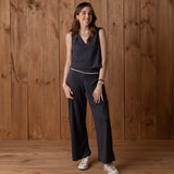 W124638_NEGRO-Top básico con escote de pico Why Not