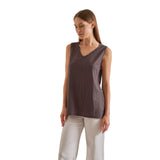 W124638_NEGRO-Top básico con escote de pico Why Not