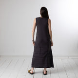 WNT Collection - W126009-17 – Vestido gris oscuro de viscosa con abertura en el escote - Mujer