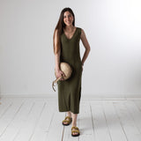 WNT Collection - W126051-26 – Vestido verde de punto desagujado con aberturas laterales - Mujer