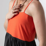 WNT Collection - W126625-17 – Vestido combinado de tirantes coral y gris oscuro - Mujer