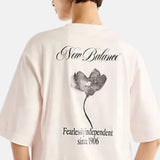 New Balance - Pressed Flowers WT62O8R1-AAA - Camiseta de manga corta con corte relajado - Mujer